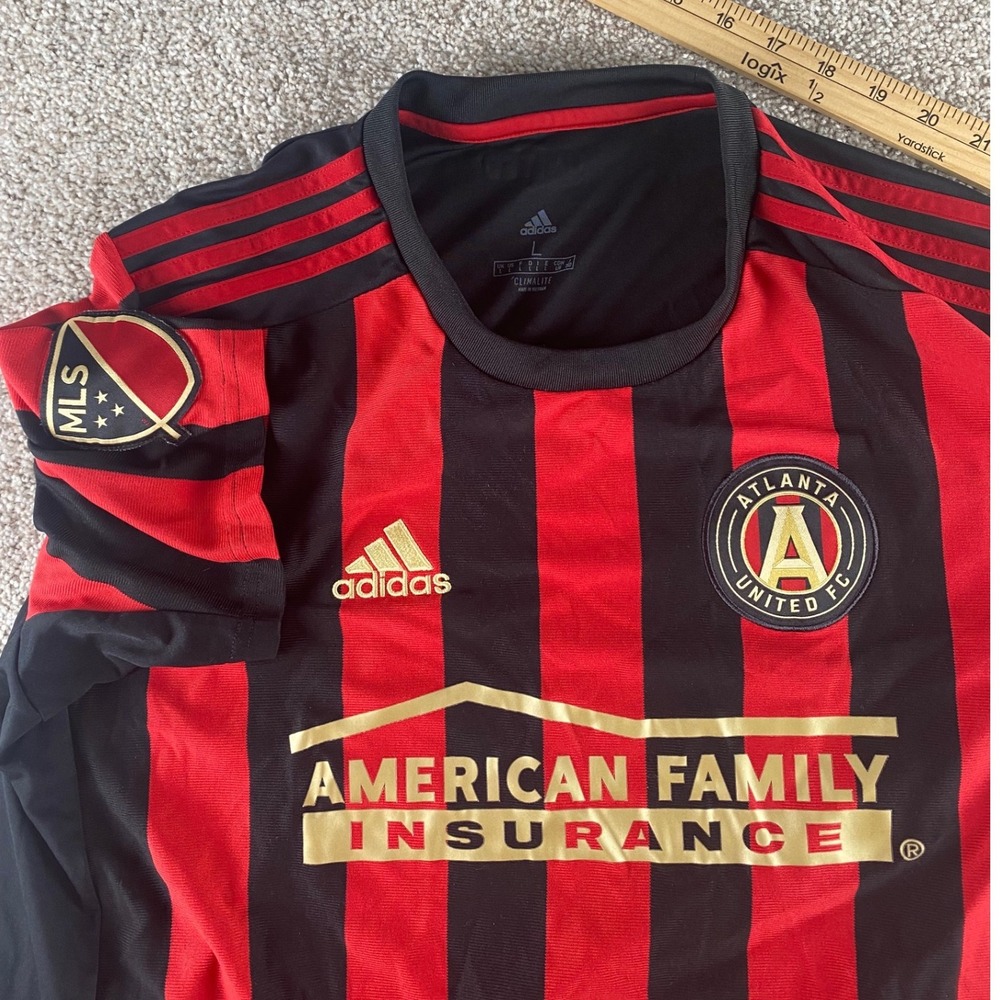 Adidas Atlanta United FC Jersey Mens Large Red Black Striped MLS Soccer Shirt